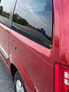 Photo of 2008 Red Dodge Grand Caravan